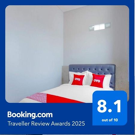 Super Oyo Capital O 90336 Olive Guest House Surabaya Kültér fotó