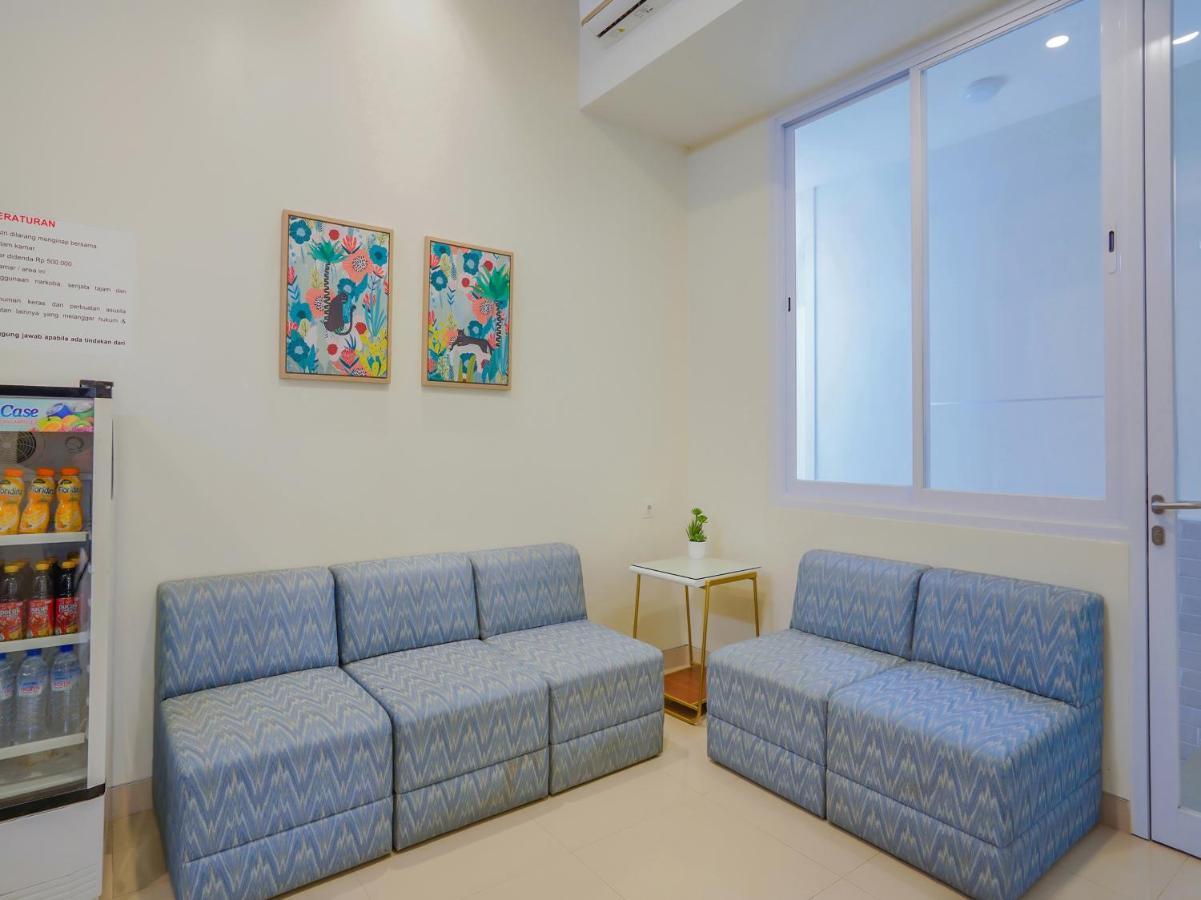 Super Oyo Capital O 90336 Olive Guest House Surabaya Kültér fotó