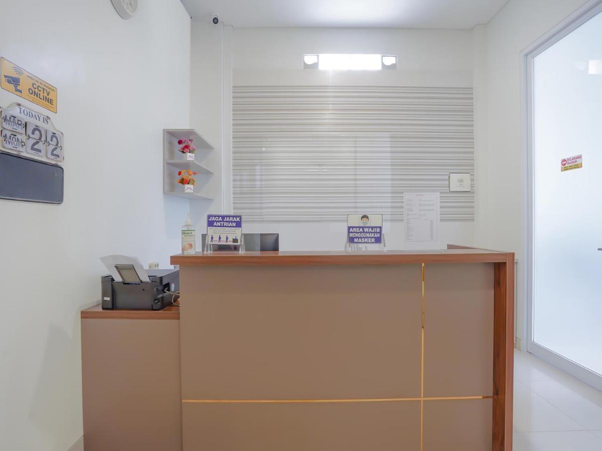 Super Oyo Capital O 90336 Olive Guest House Surabaya Kültér fotó