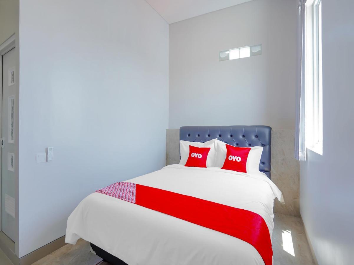 Super Oyo Capital O 90336 Olive Guest House Surabaya Kültér fotó