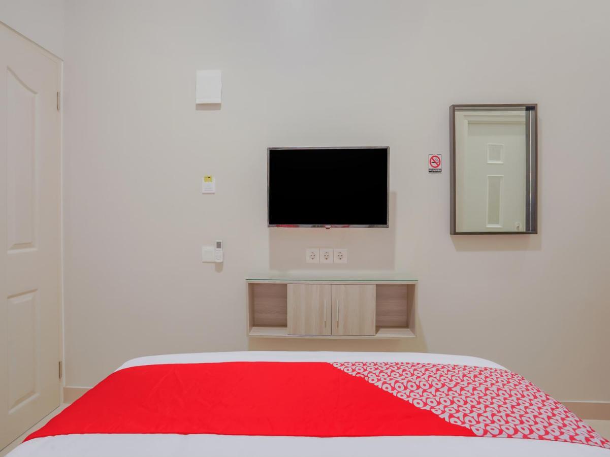Super Oyo Capital O 90336 Olive Guest House Surabaya Kültér fotó