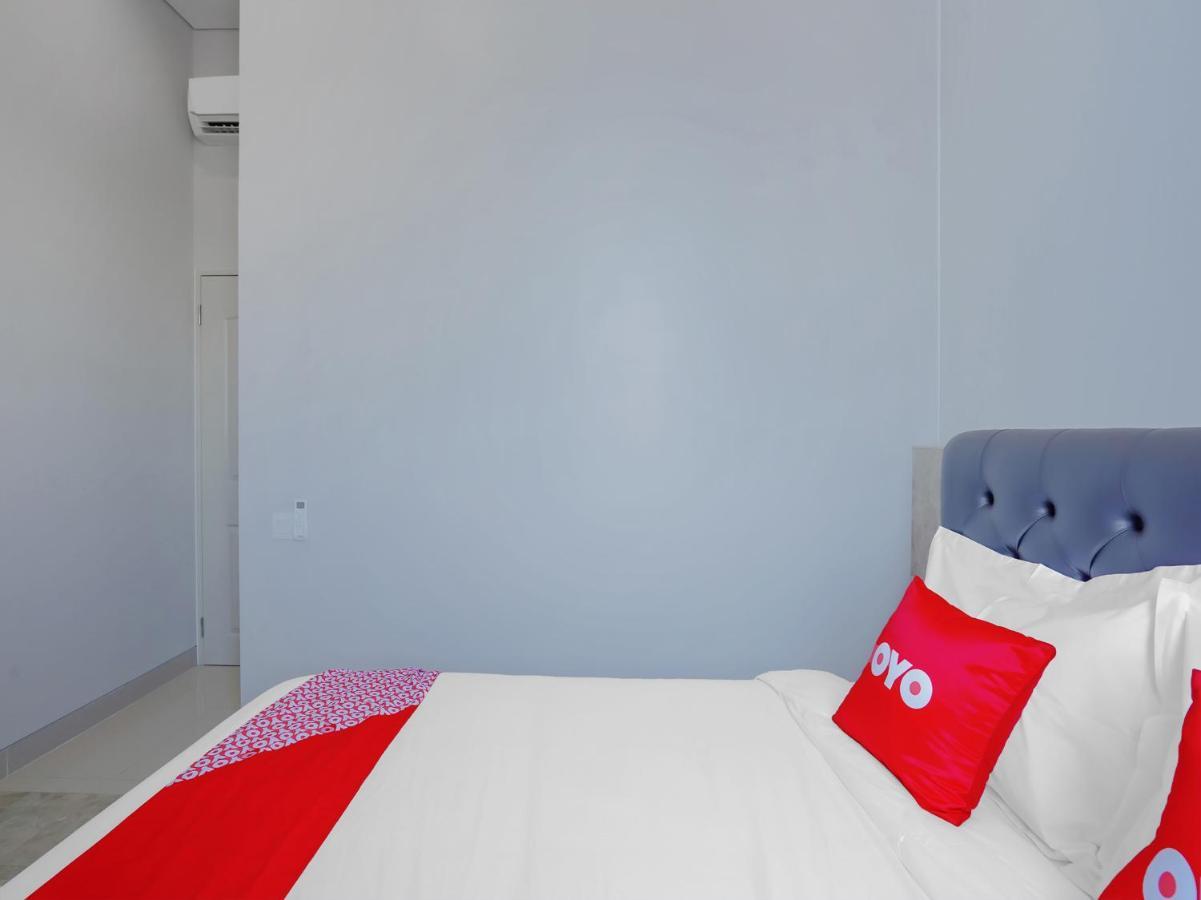 Super Oyo Capital O 90336 Olive Guest House Surabaya Kültér fotó