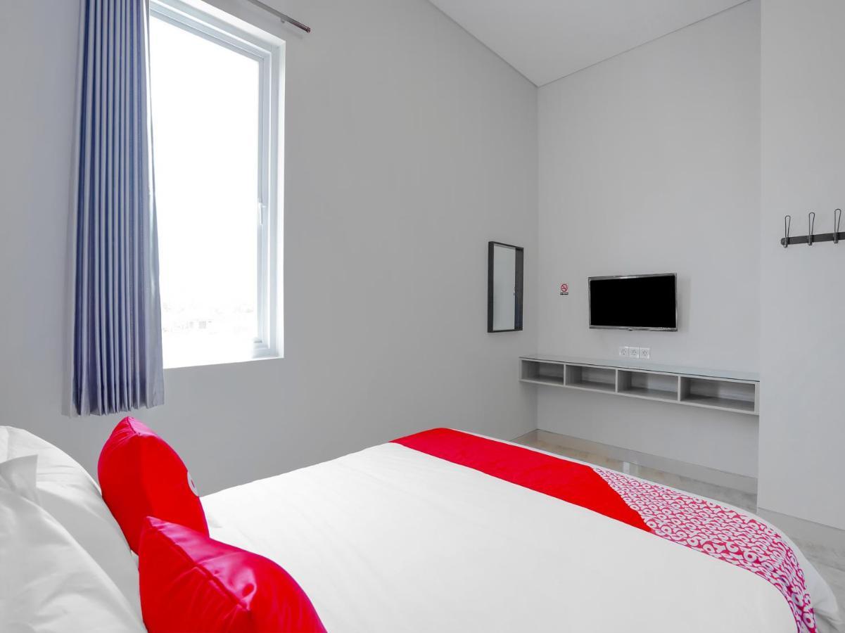 Super Oyo Capital O 90336 Olive Guest House Surabaya Kültér fotó